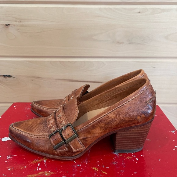 Bed Stu - Tan Leather Size 7 Heels - Handmade in Mexico - Pointed Toe - Picture 7 of 10
